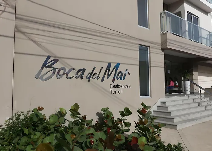 Cozy Hideaway Apt Near Beach